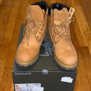 gum sole work boots